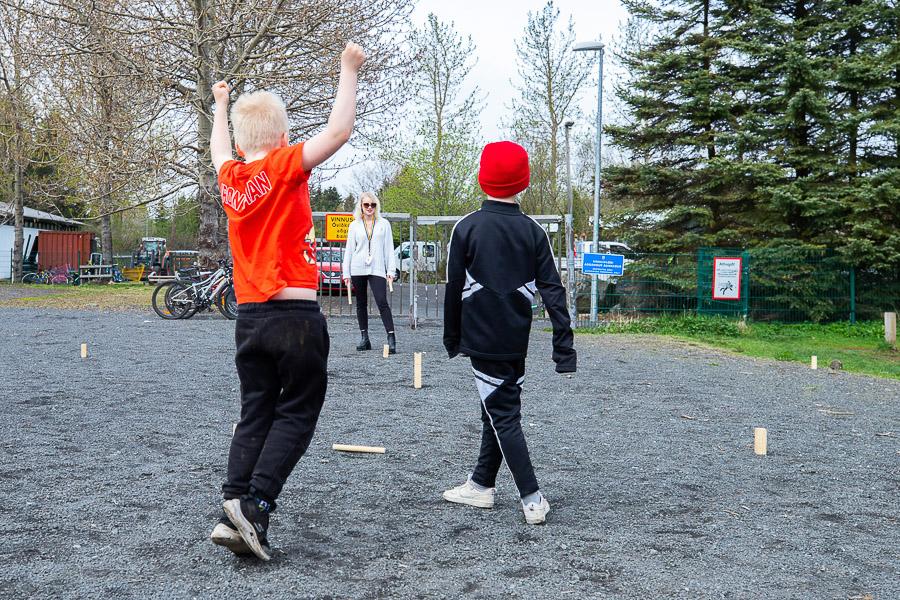 Children playing outdoors at the Dalheimar after-school program