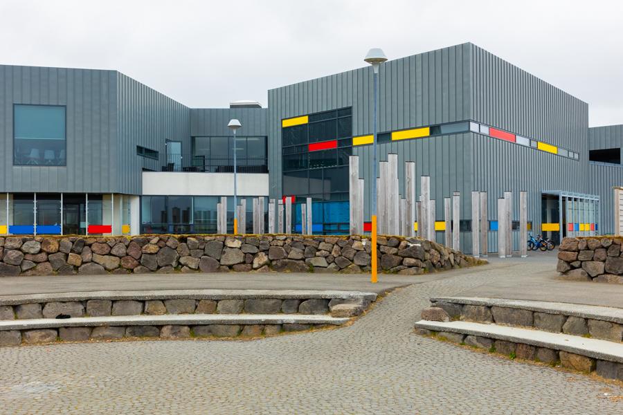 Norðlingaskóli and outdoor area.