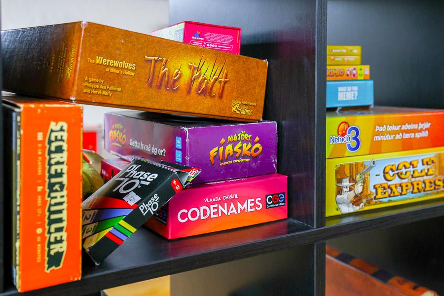 Various games on the shelf. 