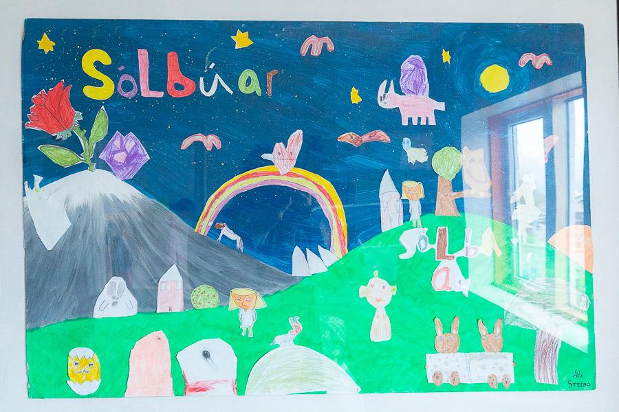 A collage made by children with the heading "Sólbúar."