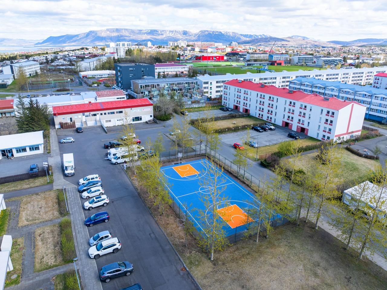 Aerial view of the basketball court in Völvufell.