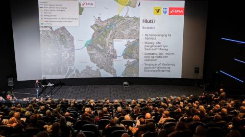 Fólk í bíósal
